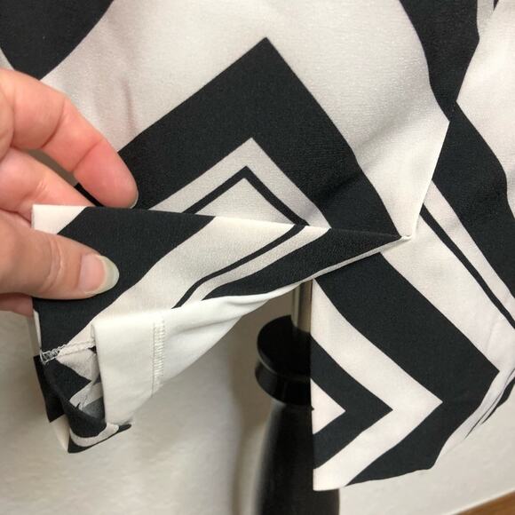 Cache black white chevron peplum belted sleeveless sheath dress size 6 NWOT - Picture 14 of 16